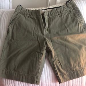 Gap khaki shorts